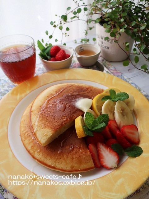 おうちおやつ*ホットケーキ_d0147030_21134588.jpg