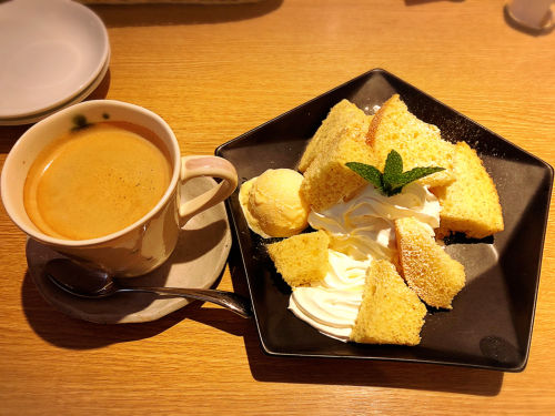もちもち小麦のスイーツ&カフェ 魔法庵_e0292546_03160402.jpg