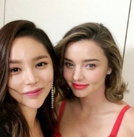 ミスコリア出身 女優パク・シヨン 熱愛、薬物乱用、離婚を経て 母もミスコリアの横顔美人_f0158064_15445674.jpg