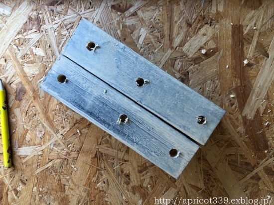 晩春の庭しごと DIYで小屋に置く棚づくり2_c0293787_16191095.jpg