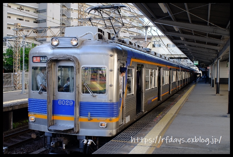 昨日と今日の南海6000系_f0139991_21335566.jpg