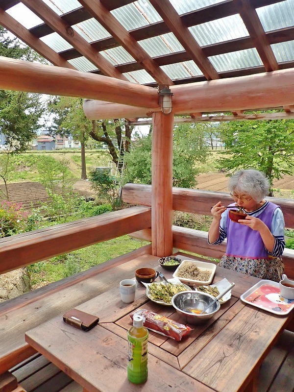 兼業農家の家庭菜園では\"畝立て作業\"でした_c0336902_19063088.jpg
