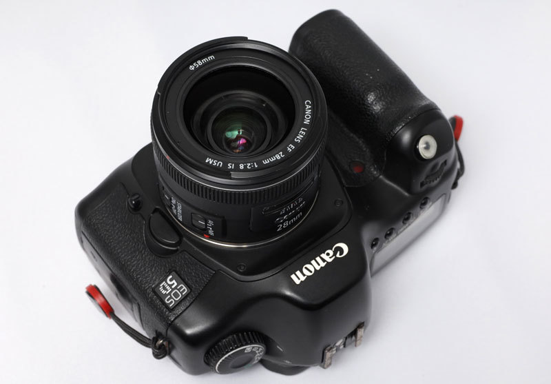 15年前のデジタルカメラを今使う Canon EOS 5D : But That's Another Story
