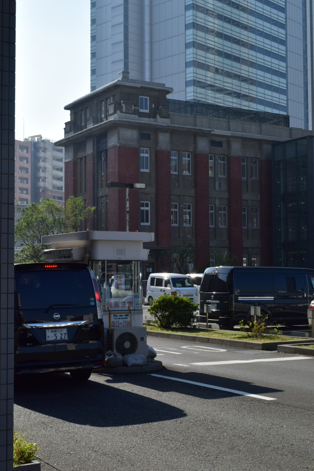 横浜旧生糸検査所、帝蚕倉庫事務所・倉庫(大正モダン建築再見)_f0142606_12261675.jpg