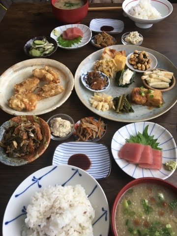 休業明けウィークランチ_f0082056_00503430.jpg