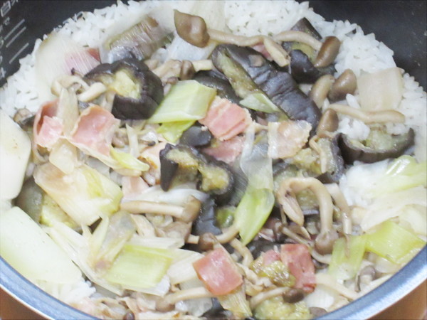 【コラム】三食ごはんに登場!ペク先生の茄子ゴハンをまた作ってみた_c0152767_15263941.jpg