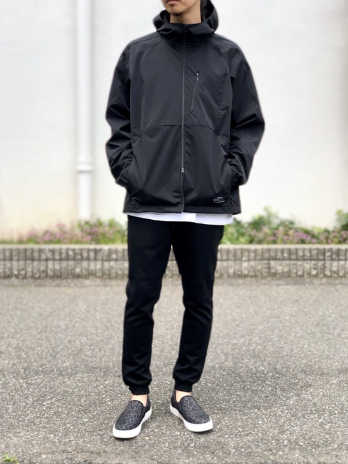 uniform experiment - ALL BLACK_c0079892_1926610.jpg