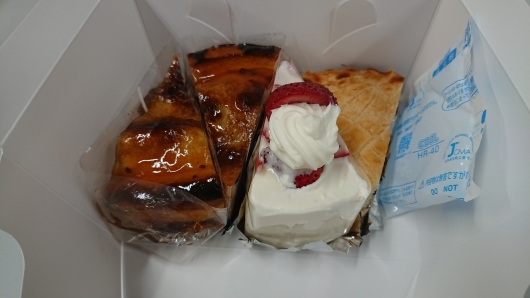 コンファンス洋菓子店_d0030026_14442295.jpg