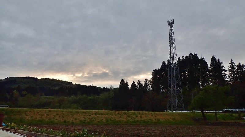 4日の午後は田起こし作業でした!_c0336902_18234649.jpg