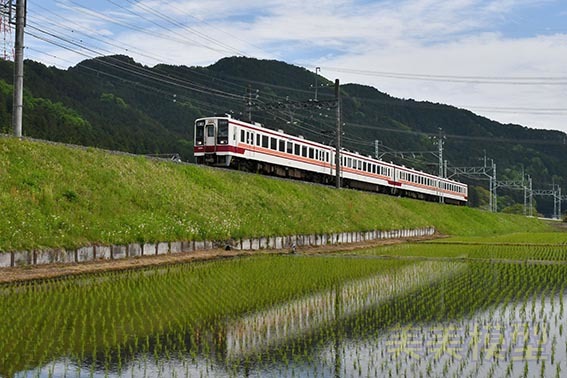 初夏の板荷の郷_d0110009_11243991.jpg