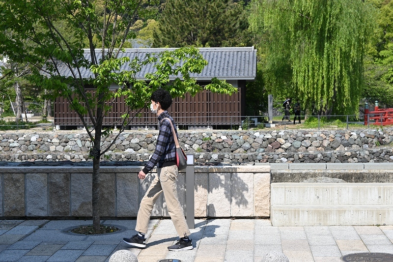 影_e0374932_06051074.jpg