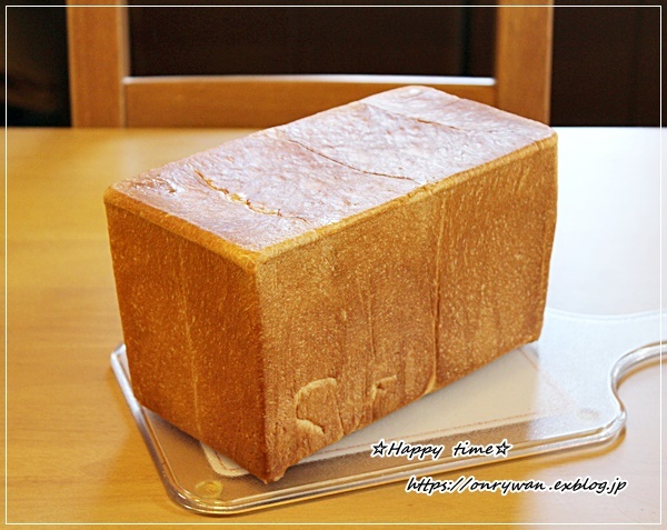 からあげ弁当といつもの角食と庭から♪_f0348032_16112549.jpg