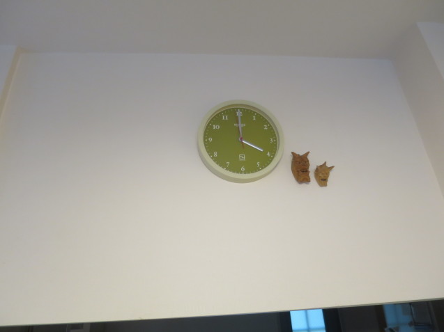 なぜか4時_c0402074_14062462.jpg
