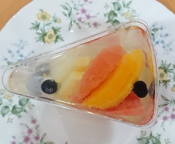 デパ地下スイーツ フルーツピークス_a0264383_18441356.jpg