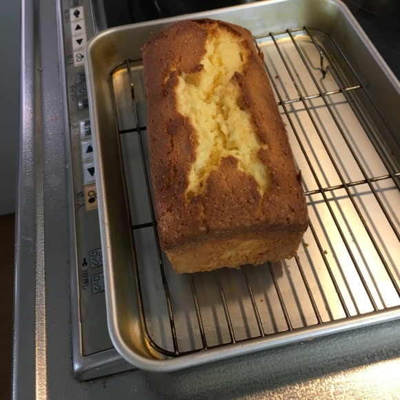 今日のおやつ 5月13日 白玉寒天桃缶あんこ黒蜜載せ パウンドケーキ のらりくらりと