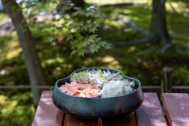 「花手水の風景　－東福寺塔頭 勝林寺－」_c0067168_18183908.jpg