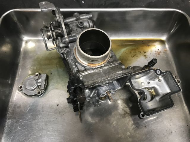 SR400 メンテナンス完了ならず!_a0164918_19364239.jpg