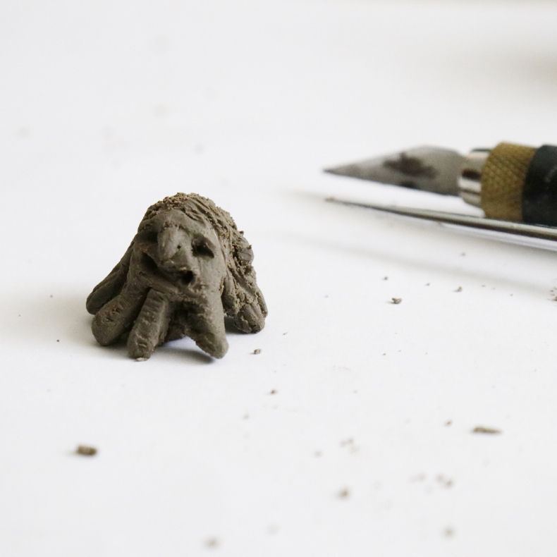 「置き土産」プロジェクト用に制作中の、豆粒サイズの陶芸作品_c0060143_10044130.jpg