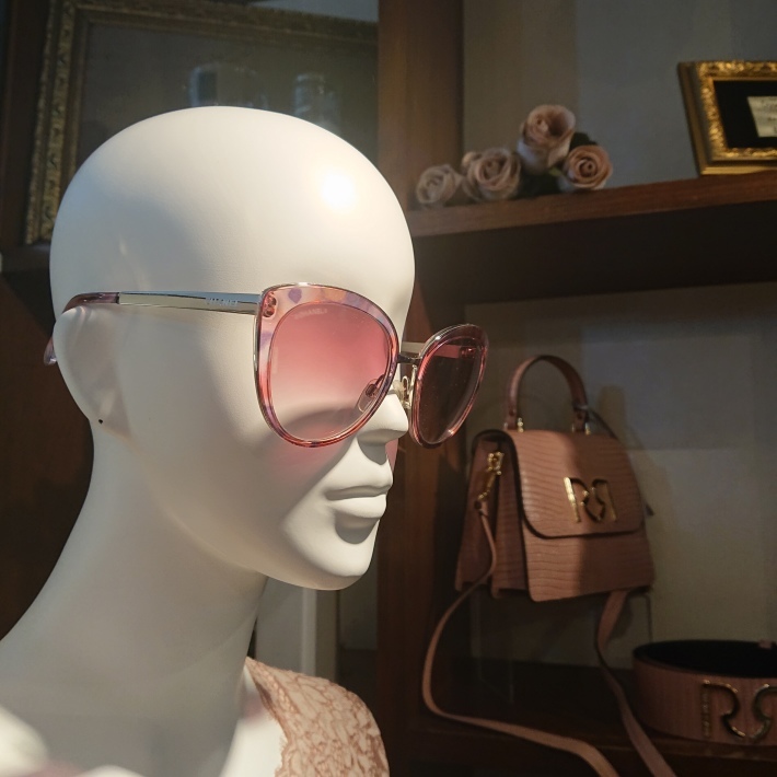 CHANELピンクサングラス_b0321285_20400457.jpg
