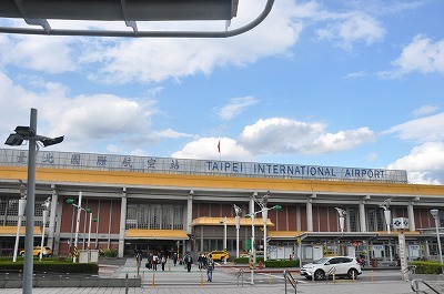 パイナップルケーキの食べ比べ・・・⑥_b0143308_21431780.jpg