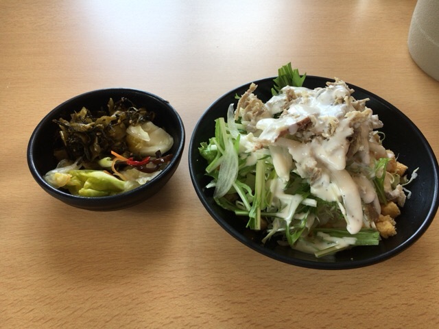佐賀ラーメン 喰道楽 鳥栖店 サービスランチが安すぎる よっしゃ食べるで 遊ぶで