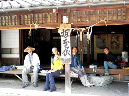 「亥の子」作りとお遍路さん 2015_f0213825_16033849.jpg