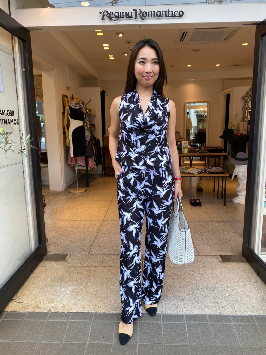 REGINA ROMANTICO ペガサス柄 ストレッチ オールインワン 夏 REGINA ROMANTICO ペガサス柄 ストレッチ オールインワン 夏