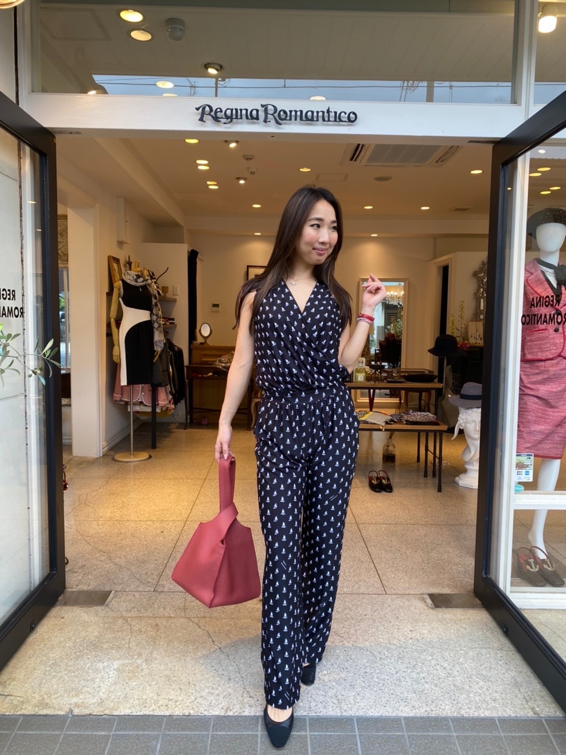 REGINA ROMANTICO ペガサス柄 ストレッチ オールインワン 夏 REGINA ROMANTICO ペガサス柄 ストレッチ オールインワン 夏