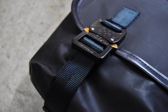 DEFY BAGS BUYER\'S STOCK 稀少★_d0152280_22594335.jpg