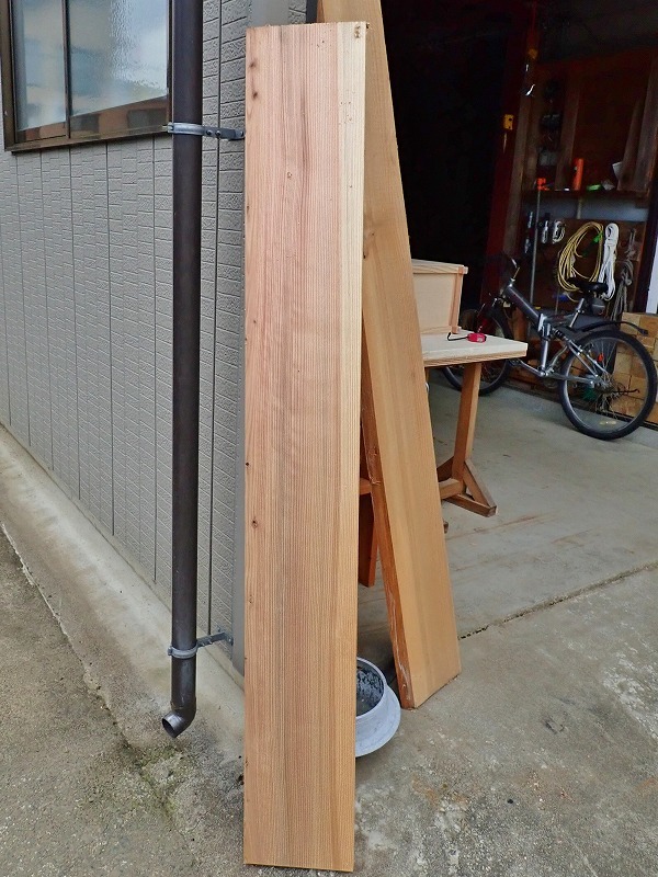 水曜は朝から「小机の製作」をすることに・・・⑥_c0336902_19231106.jpg