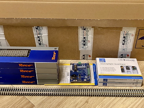 Modellbahnshop-Lippeでいろいろ輸入してみる_f0037227_22565519.jpg