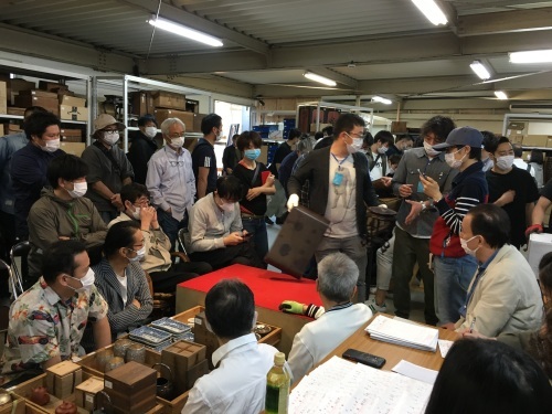 新茶摘み、道具市つまみ食い_b0153663_13302312.jpeg