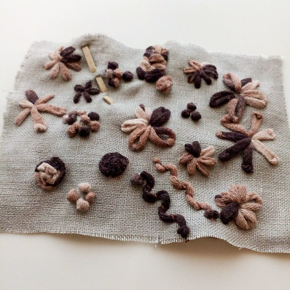 リボン刺繍 素材色々 でお花色々 とんでもひつじ日和