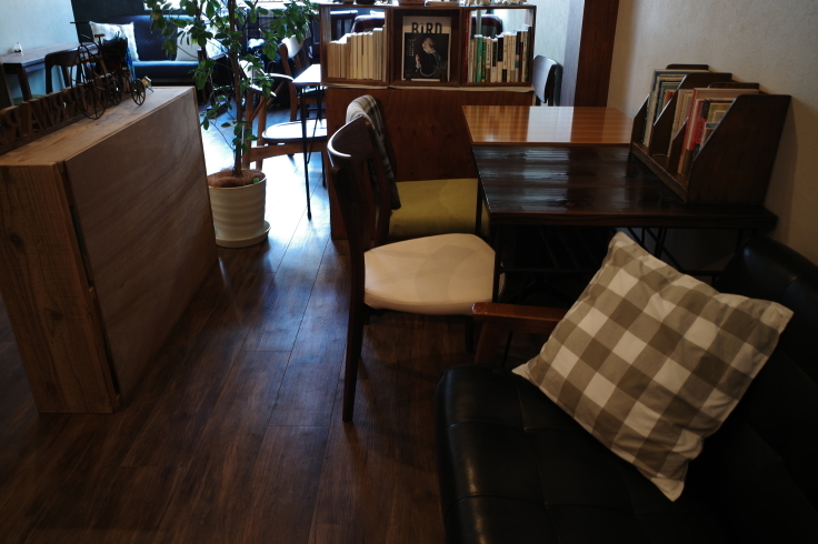 カフェシュヌルバルツ (Cafe SchnurrWarz)　東京都武蔵野市西久保/カフェ ~ ブロンプトンと行こう 東京都稲城市 その4_a0287336_11153044.jpg