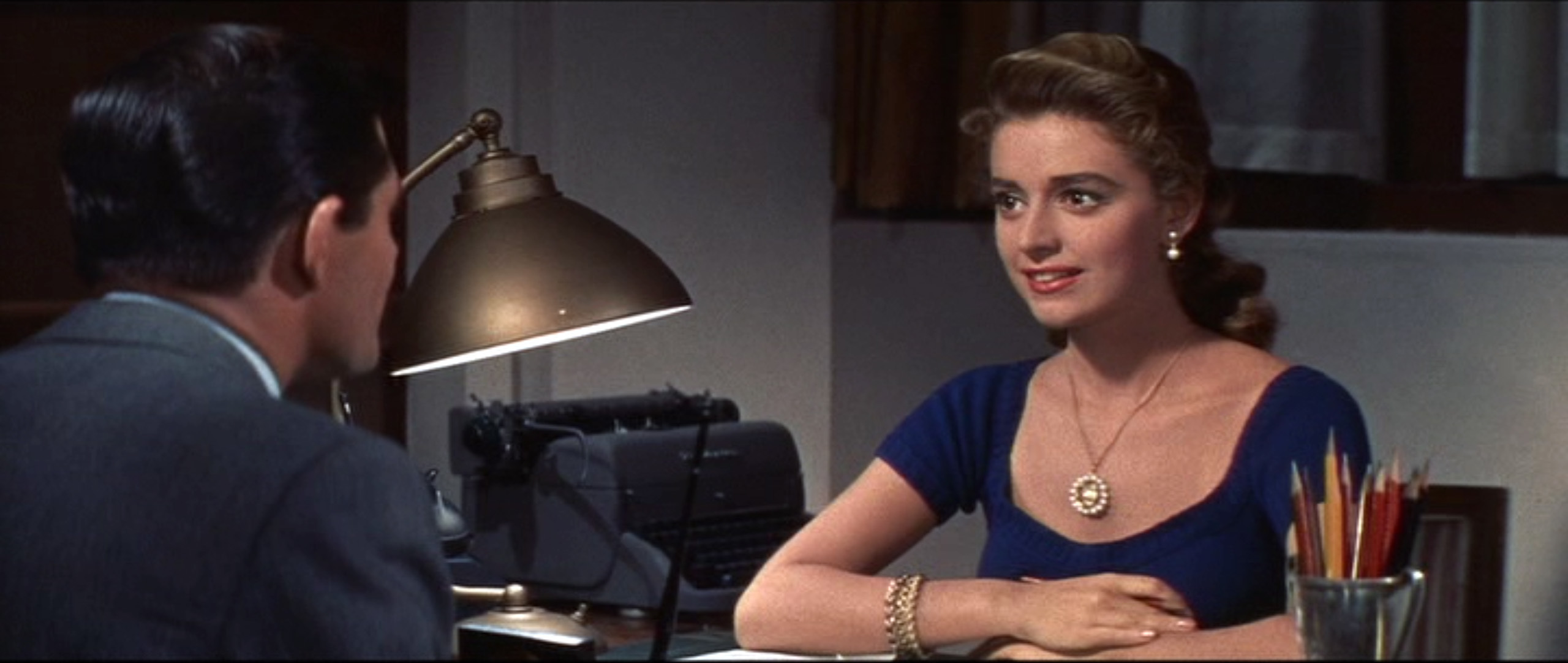 アナ・マリア・アルバゲッティ(Anna Maria Alberghetti)「Ten Thousand Bedrooms」(1957)・・・②_e0042361_14455855.jpg
