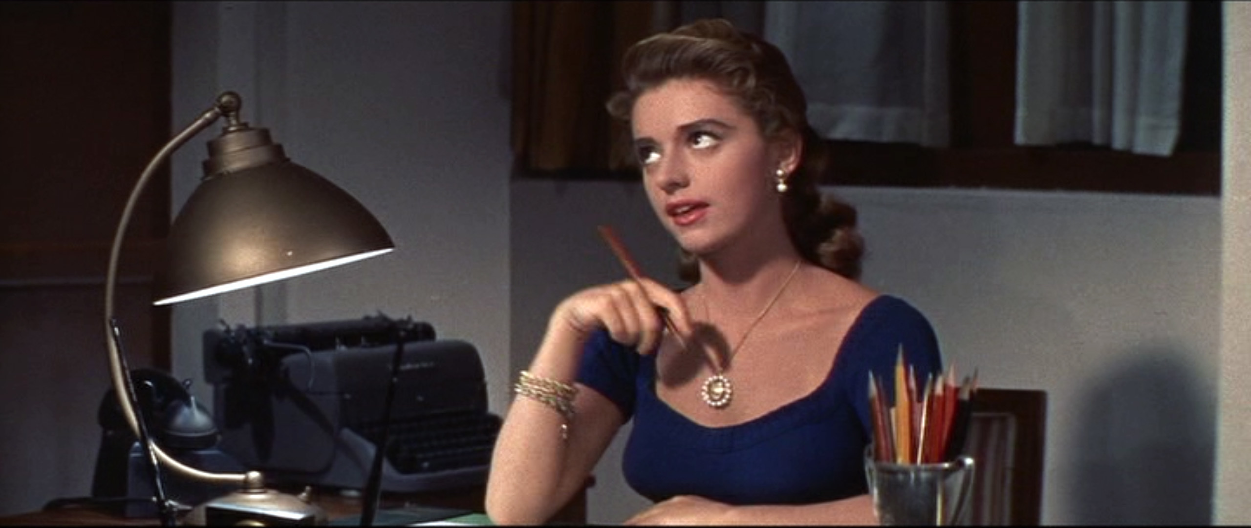 アナ・マリア・アルバゲッティ(Anna Maria Alberghetti)「Ten Thousand Bedrooms」(1957)・・・②_e0042361_14460729.jpg
