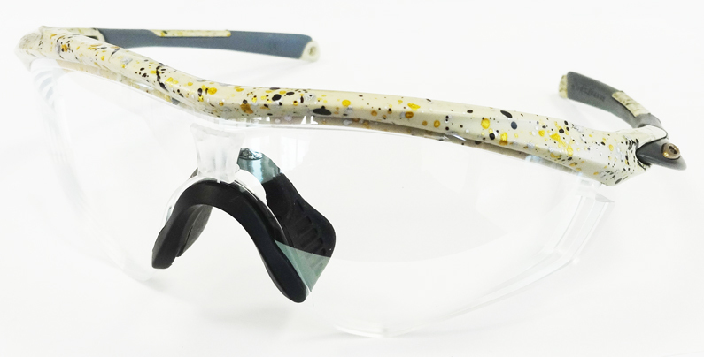 OAKLEY(オークリー)スポーツパフォーマンスサングラスM2FRAME(エムツーフレーム)/M2FRAME XL(エムツーフレーム エックスエル)全視界ダイレクトスポーツレンズ発売開始!_c0003493_14243367.jpg