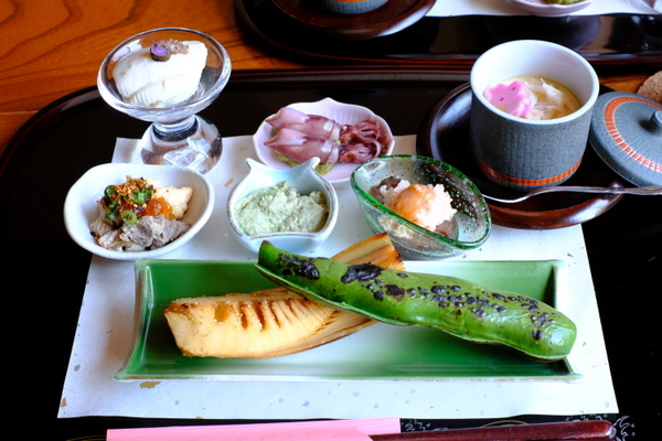 「千葉・鴨川 和だいこんの金目鯛しゃぶしゃぶ」_a0000029_17020956.jpg