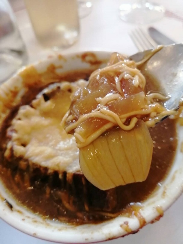 パリでおススメの大衆食堂 ブイヨン・ピガール_b0060363_15183780.jpg
