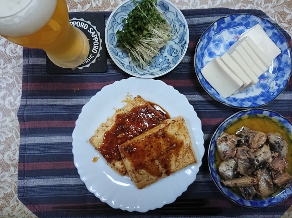 5/19夕飯 黒ラベル、角ハイ濃いめ、ガーリックバター豆腐ステーキ@自宅_b0042308_19084025.jpg