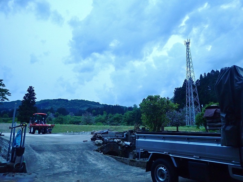 少し時間が空いて・・・河川堤防も草刈り作業!_c0336902_19240903.jpg