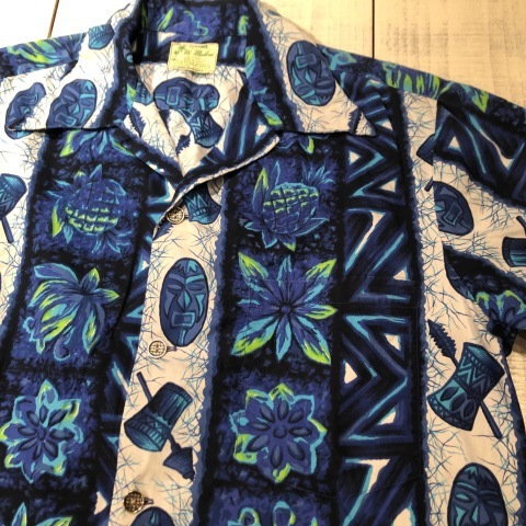 1970s \" Vi-maikai \" ALL cotton VINTAGE - HAWAIIAN SHIRTS - ネイビーブルー × ホワイト ._d0172088_19255994.jpg