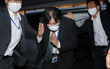 黒川弘務を国会証人喚問にかけよ - 賭博と収賄と買春に爛れた検察トップ_c0315619_15273710.png