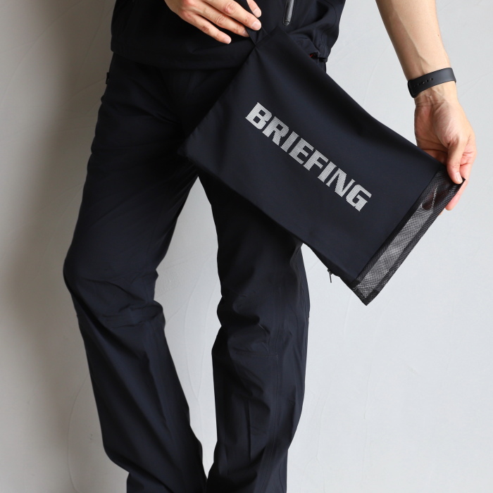 BRIEFING GOLFの新作!!超格好良いレインウェアとストレッチ