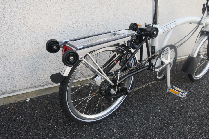 ブロンプトン B-SPOKEモデル 入荷!_c0132901_20225156.jpg