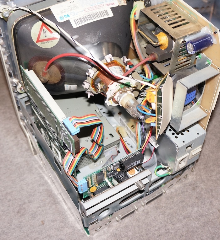 オークション購入Macintosh SE/30 アナログボードと電源の動作 オークション購入Macintosh SE/30 アナログボードと電源の動作