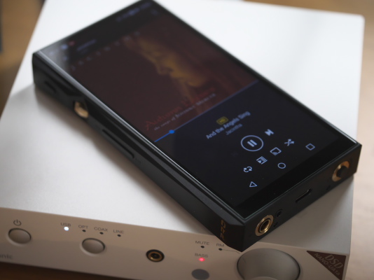 Fiio M11 PRO : 火呂 Photograph