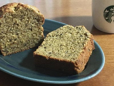 おやつのバナナカルダモンケーキとランチのマルゲリータ_f0231189_18392598.jpg