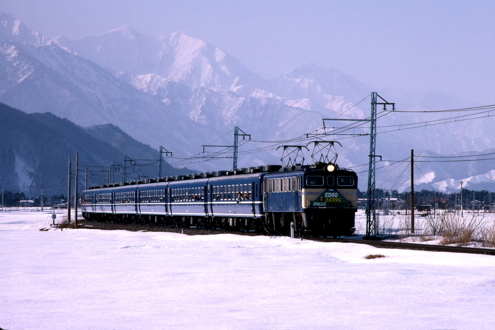 特急あずさは雪煙舞う北アルプスを目指す　- 1984年・大糸線 -_b0190710_18515653.jpg