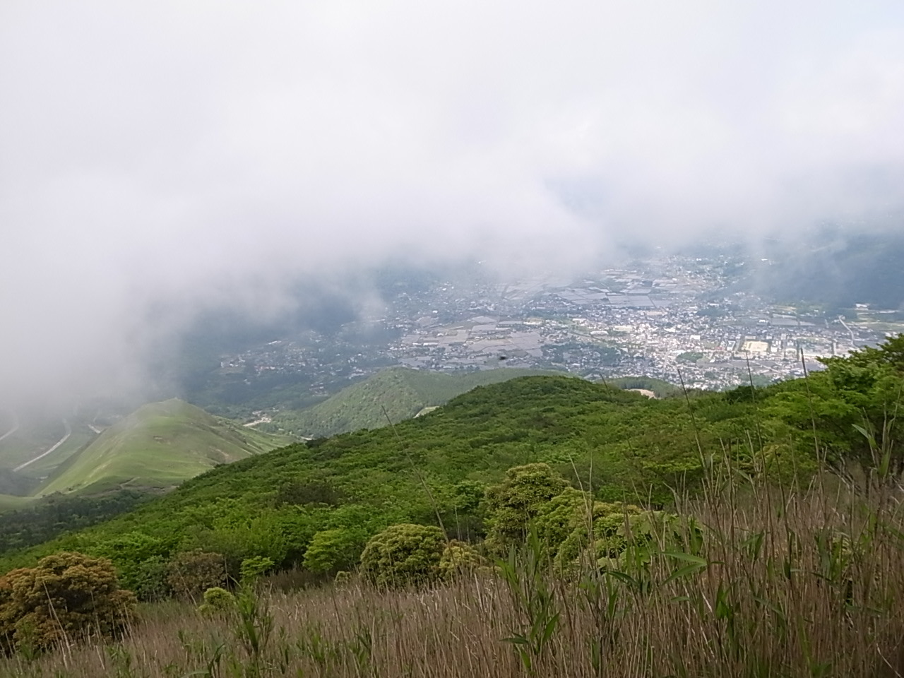 由布岳西峰_a0163259_20371094.jpg